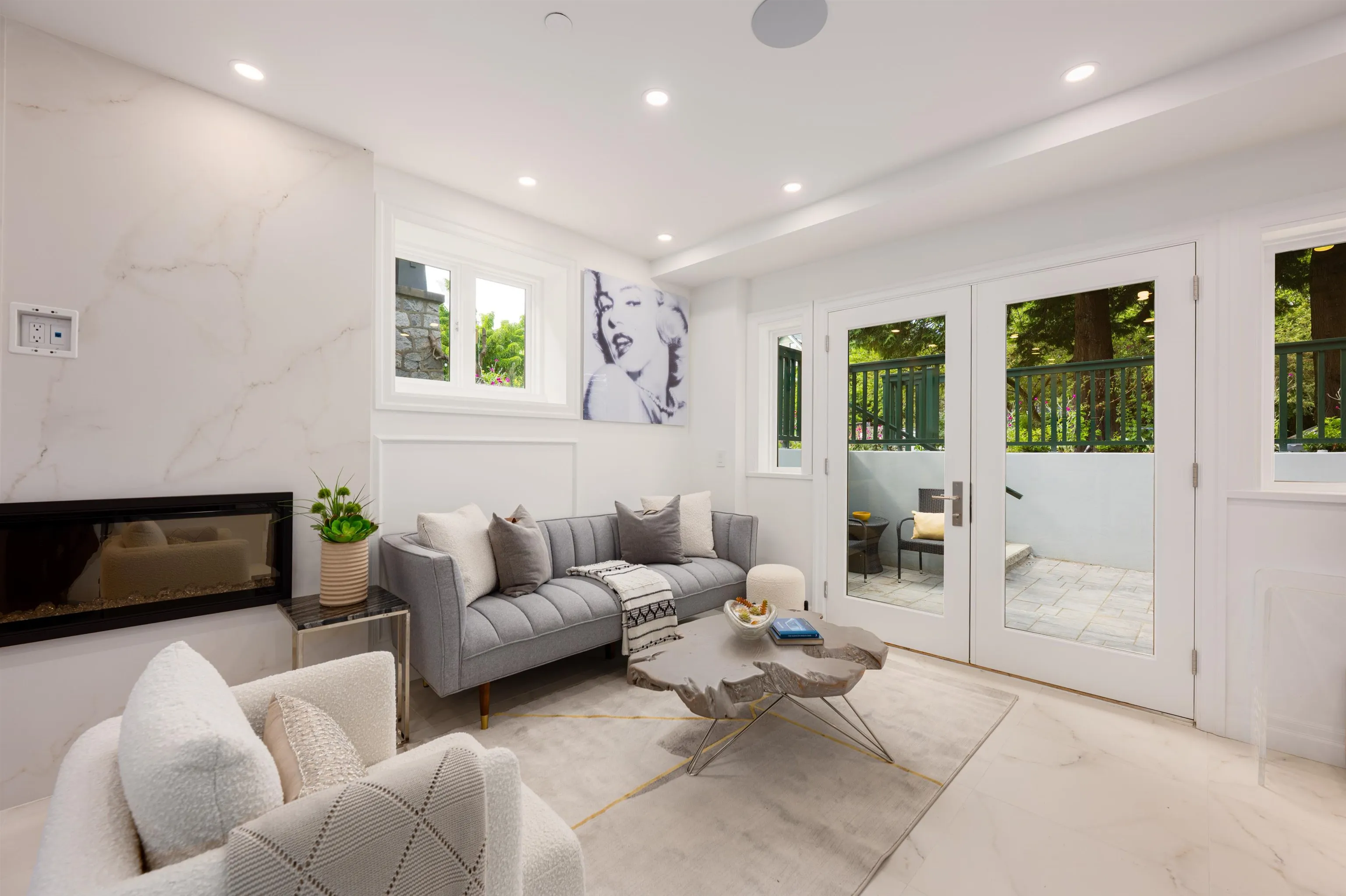 2016 W 15th Avenue