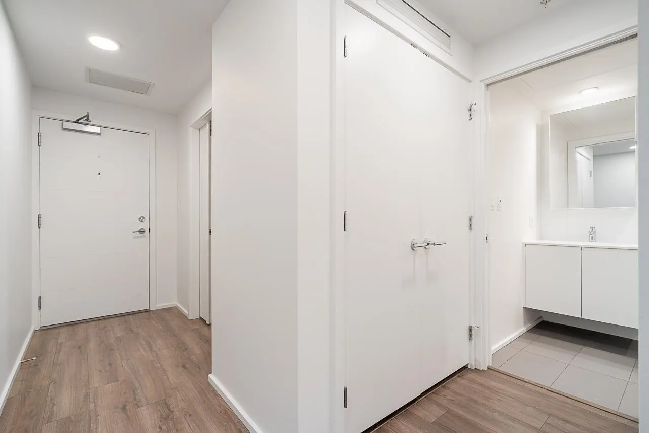 3901 3833 Evergreen Place