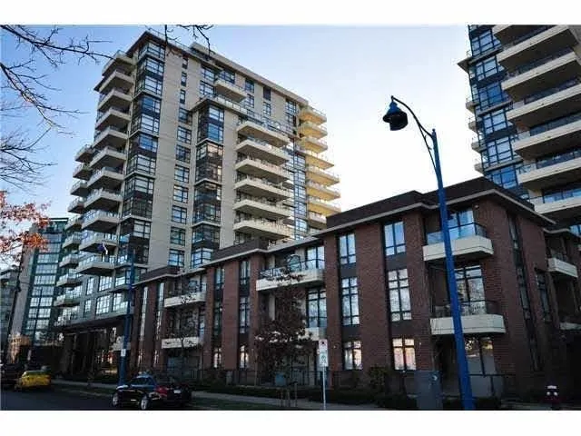 608 8120 Lansdowne Road