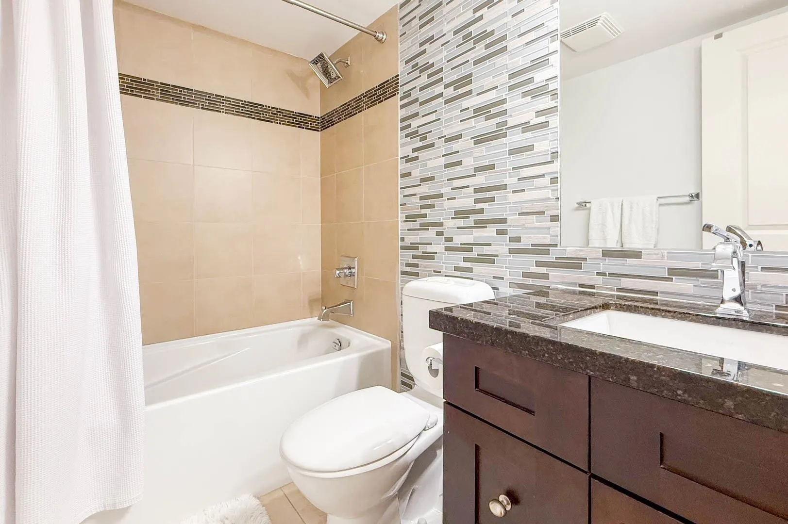 401 1508 Mariner Walk