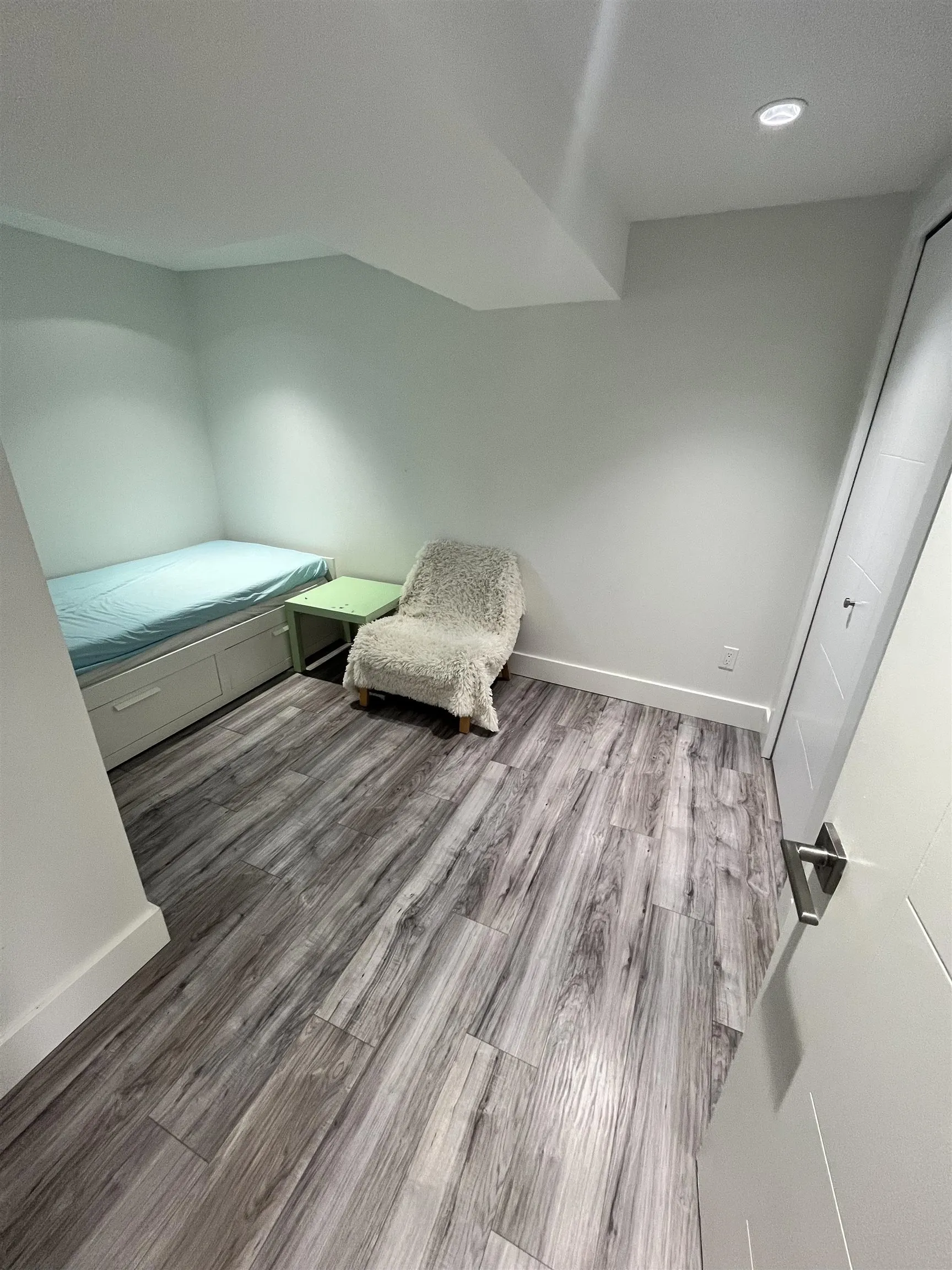 3XX Laurentian Crescent