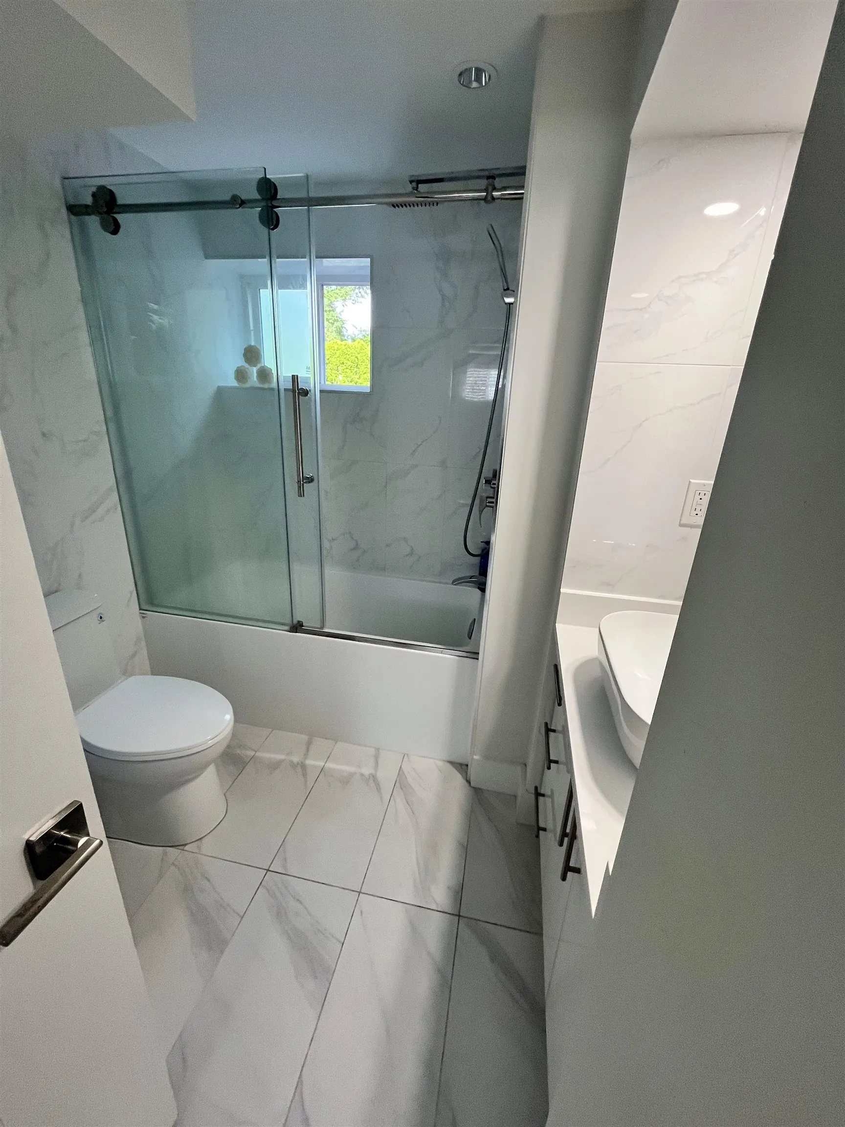 3XX Laurentian Crescent