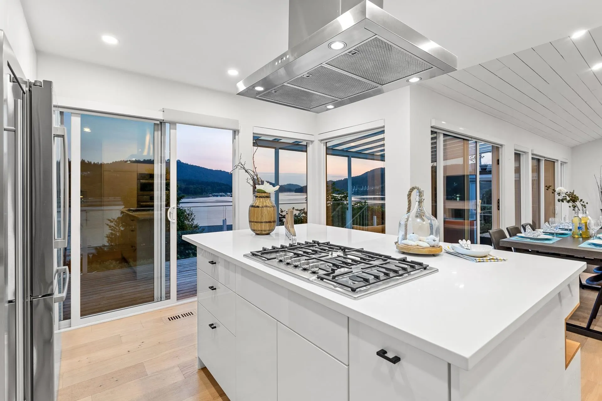 1122 Ioco Road