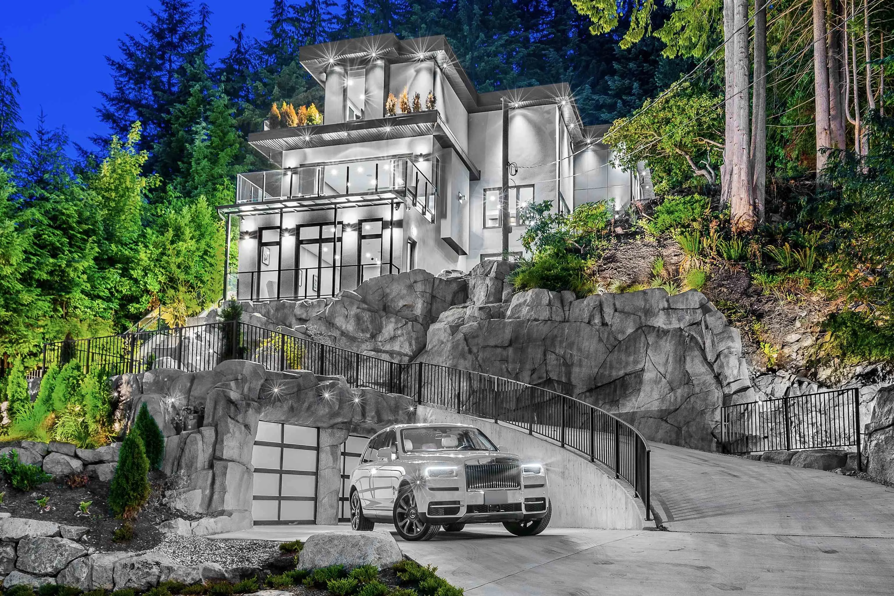 594 Craigmohr Drive
