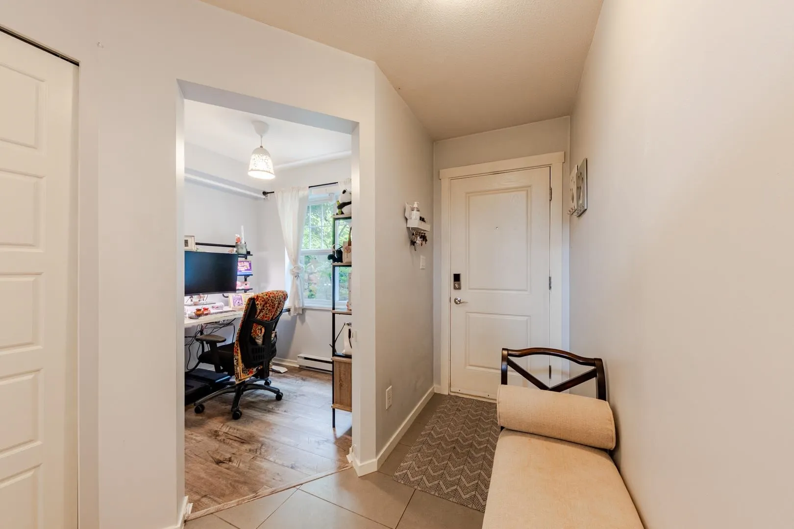4 19538 Bishops Reach