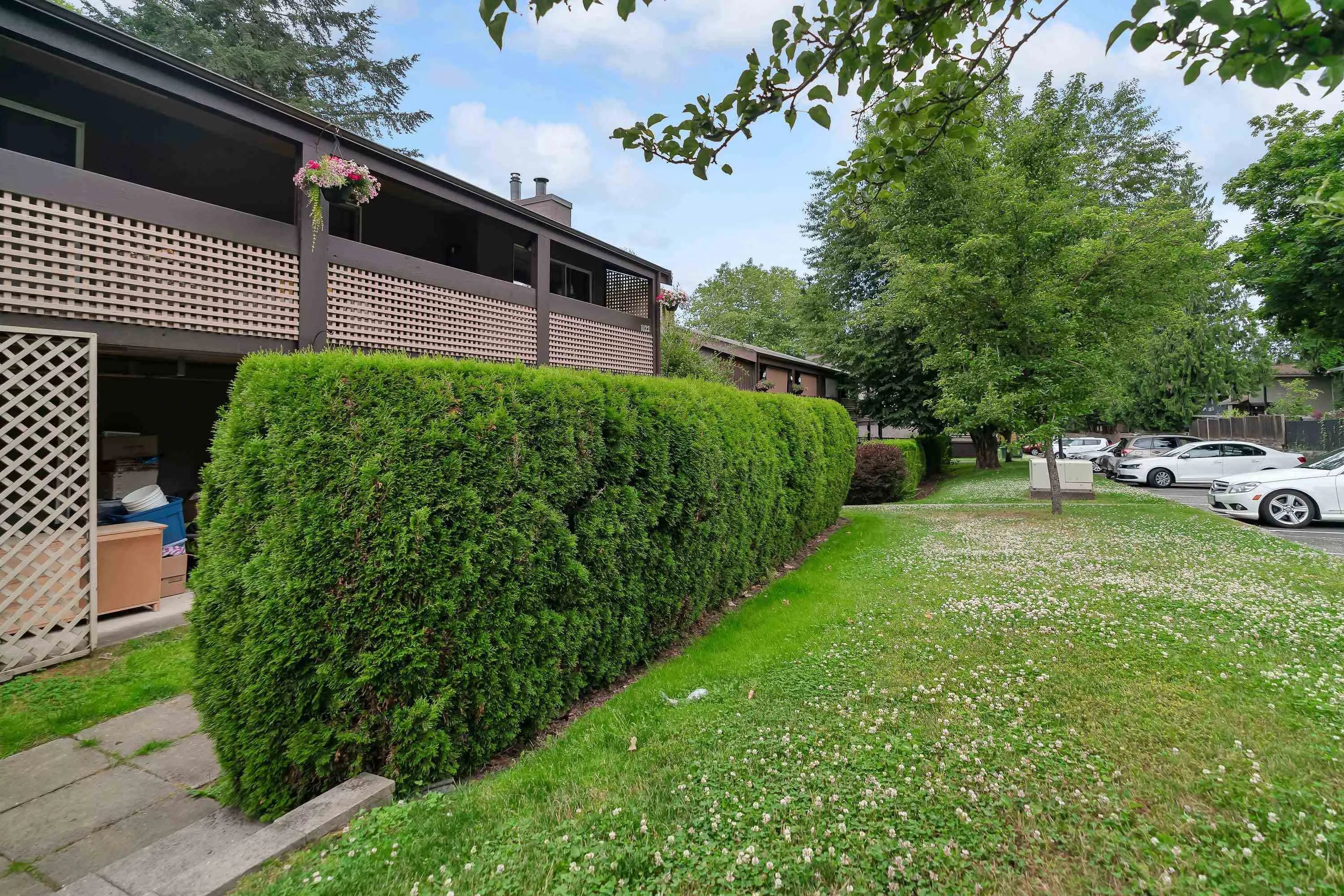 1112 34909 Old Yale Road