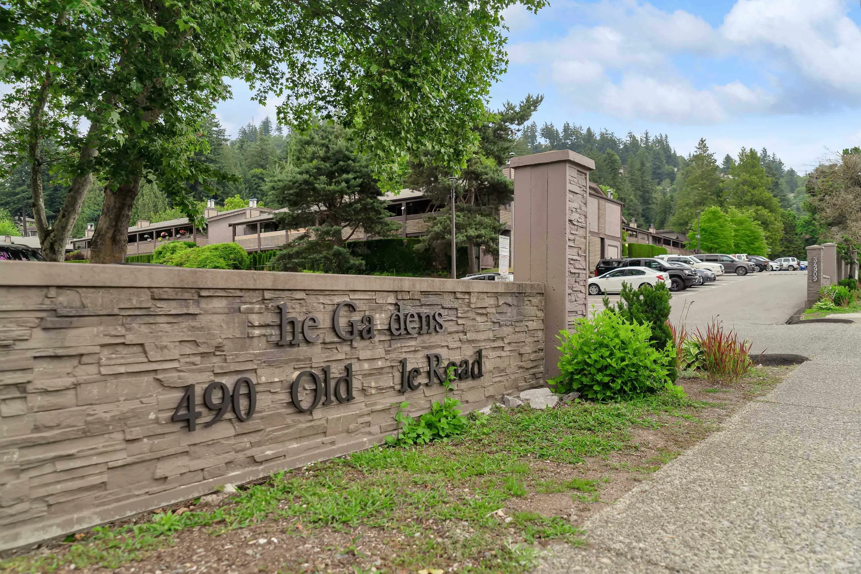1112 34909 Old Yale Road
