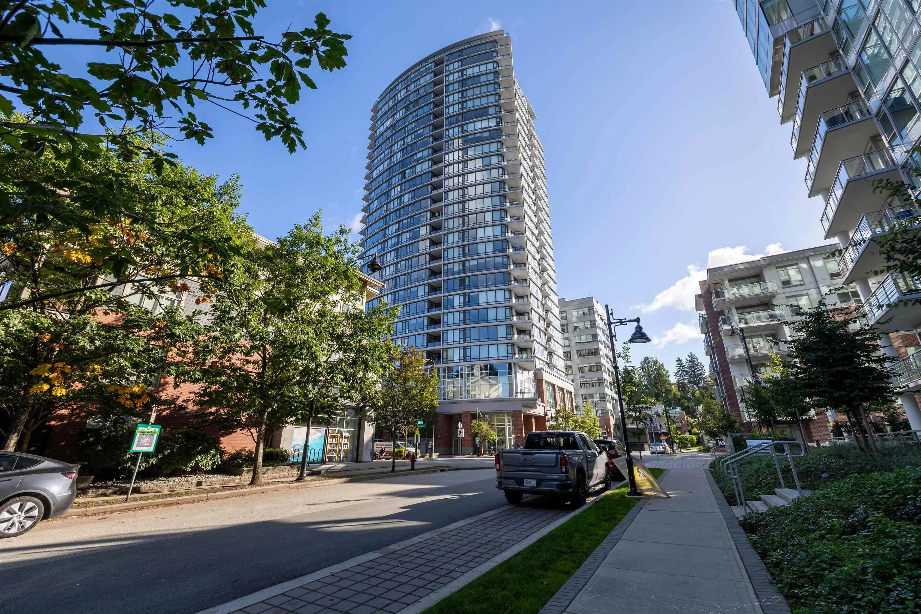 2602 400 Capilano Road