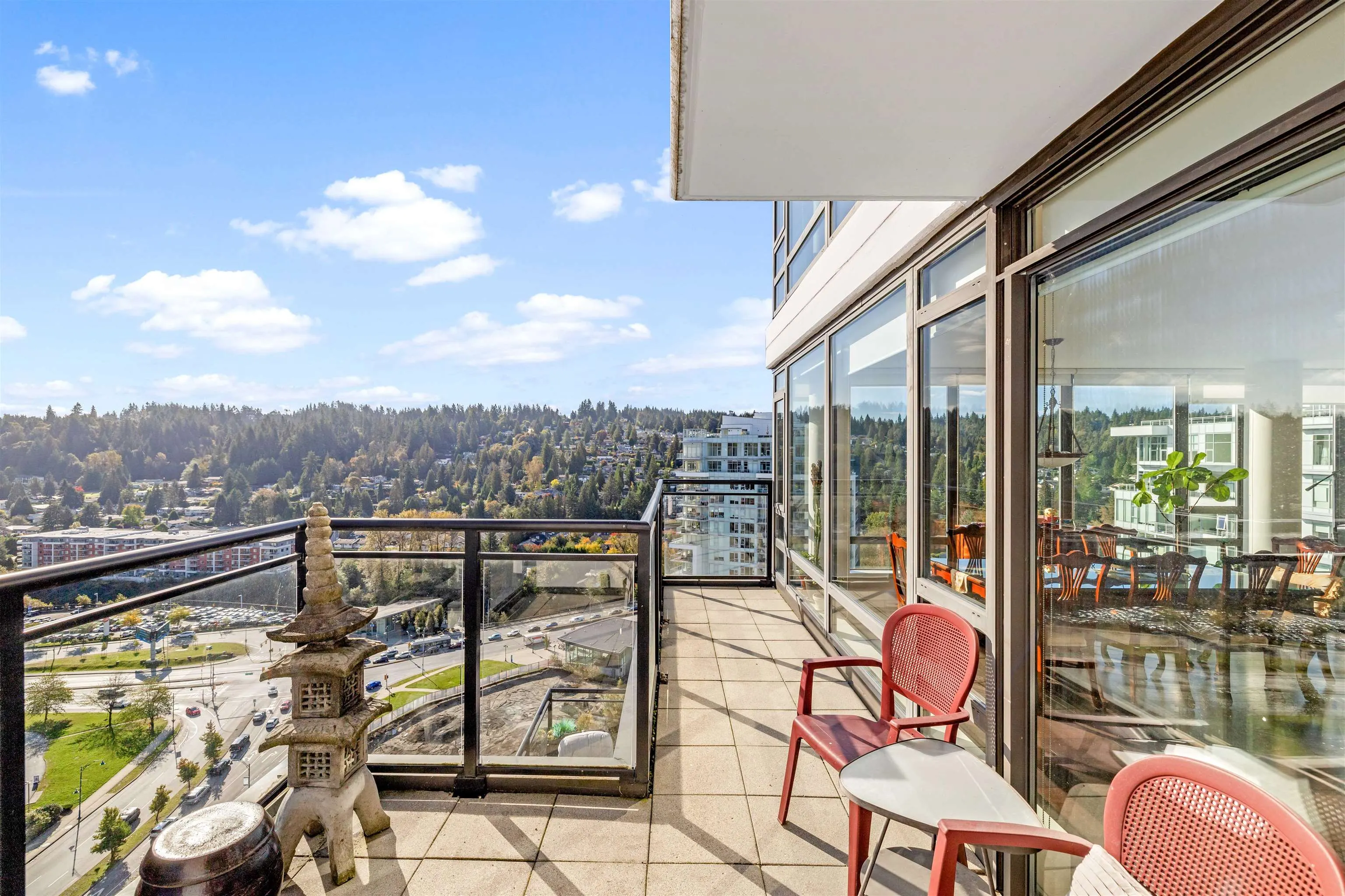 2602 400 Capilano Road