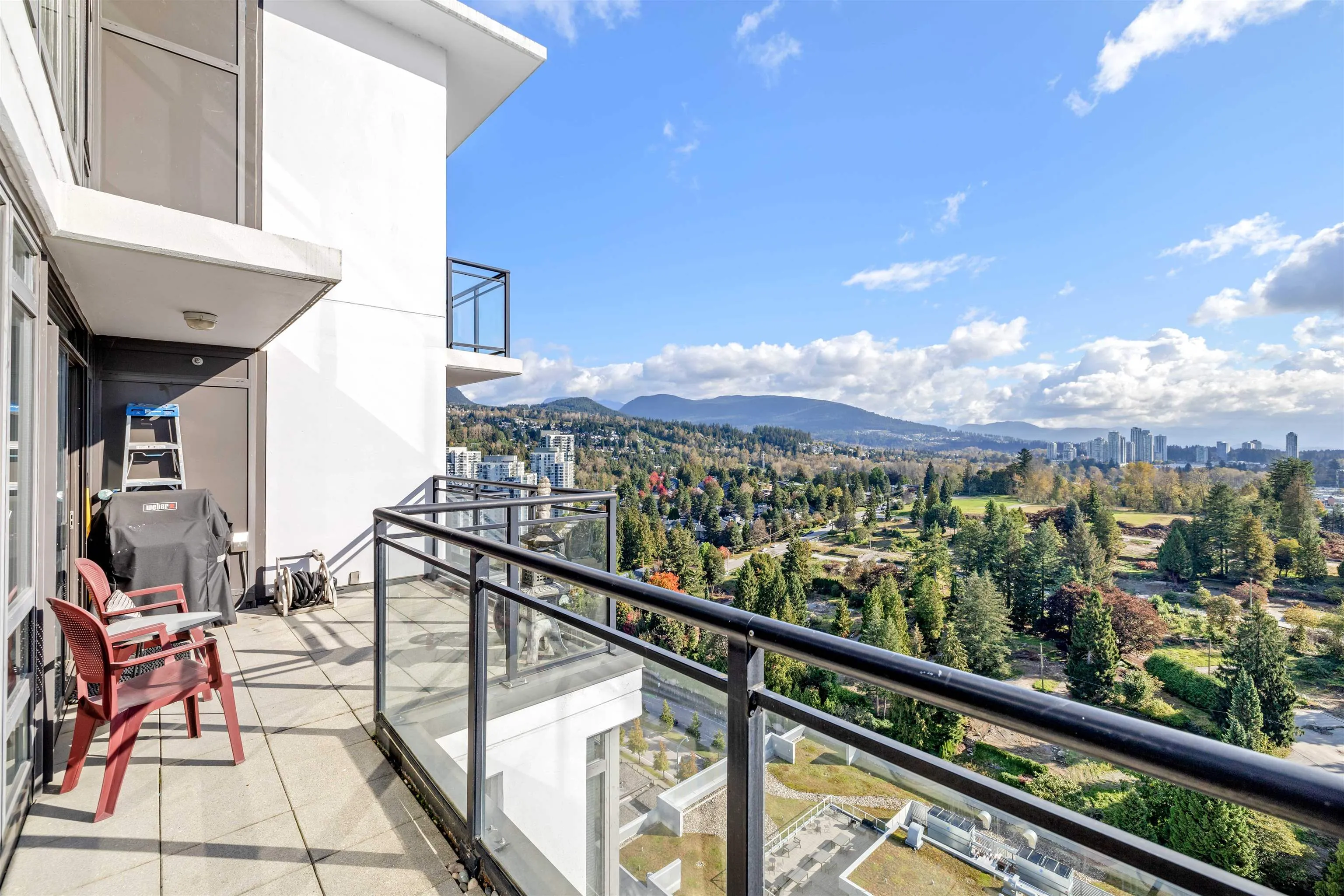 2602 400 Capilano Road