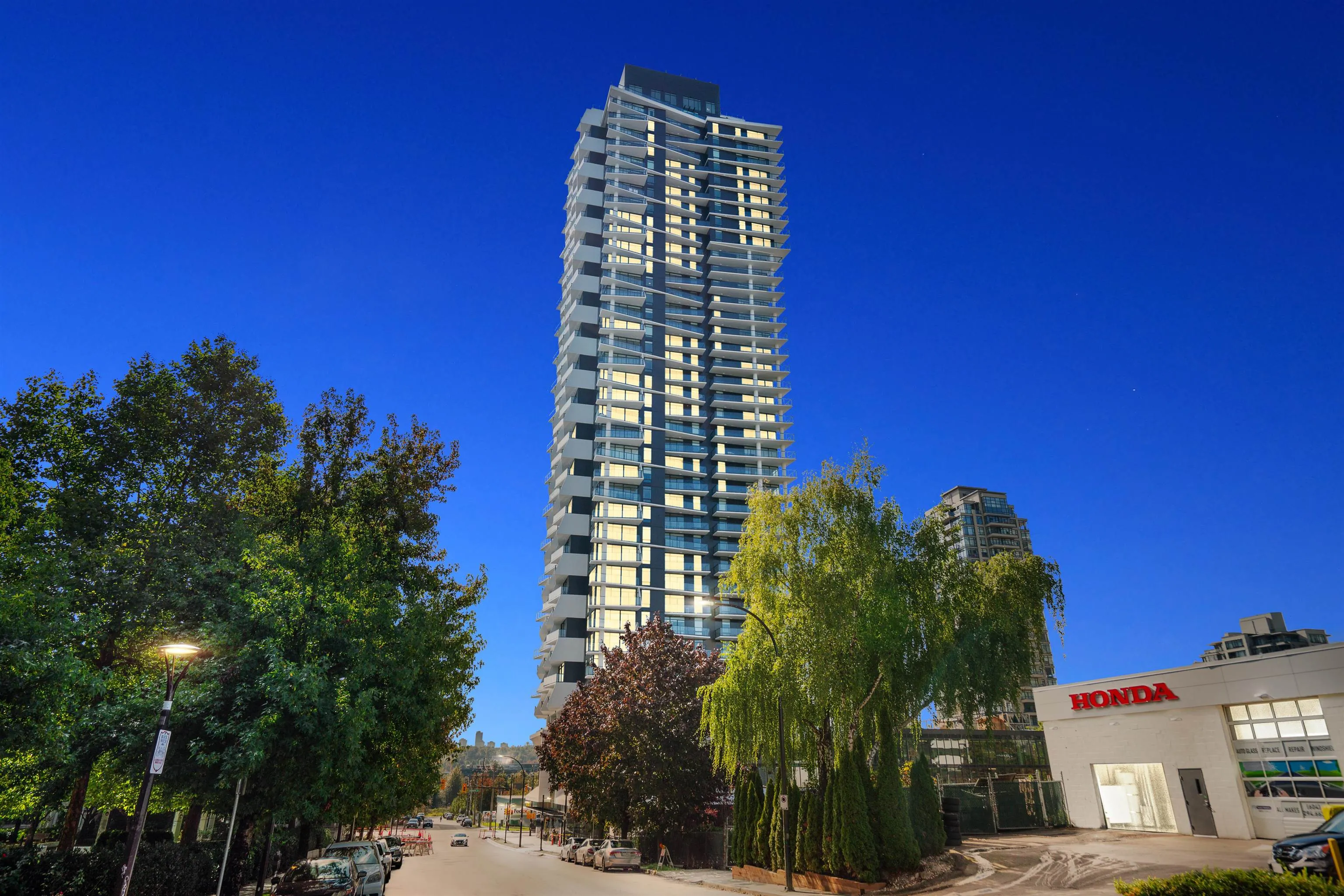 3110 2181 Madison Avenue