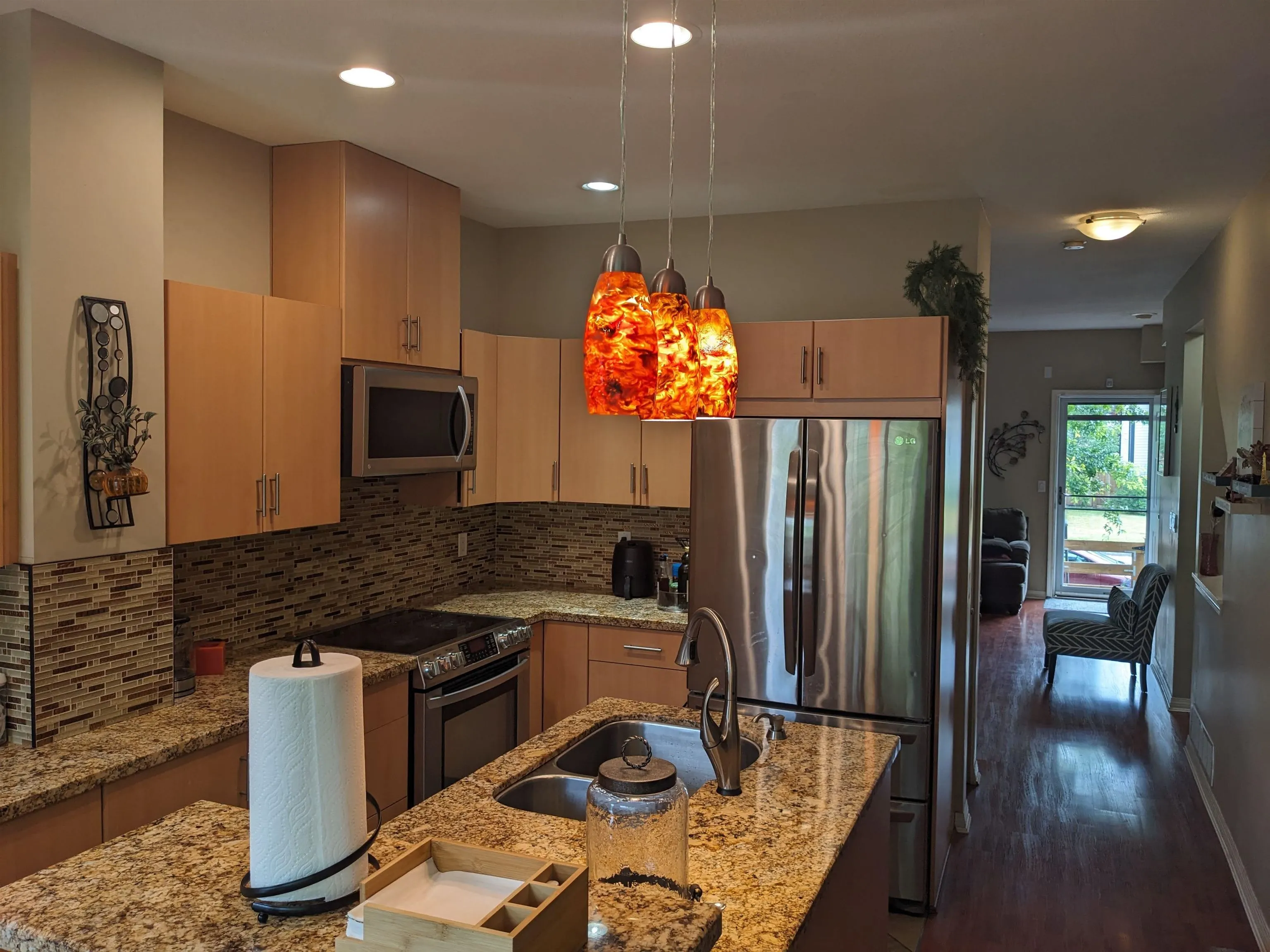 64 1055 Riverwood Gate
