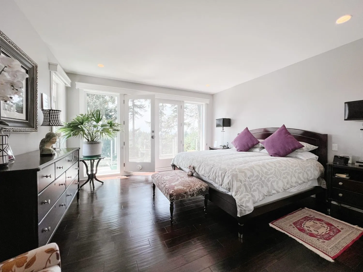 4633 Headland Drive