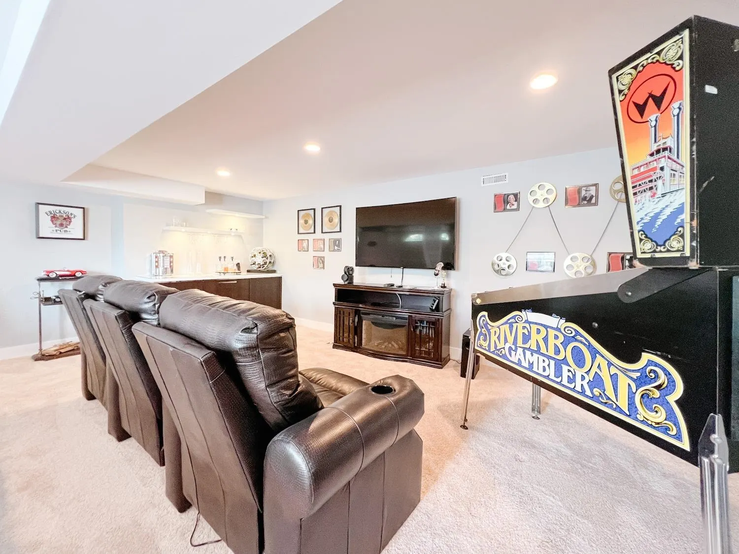 4633 Headland Drive
