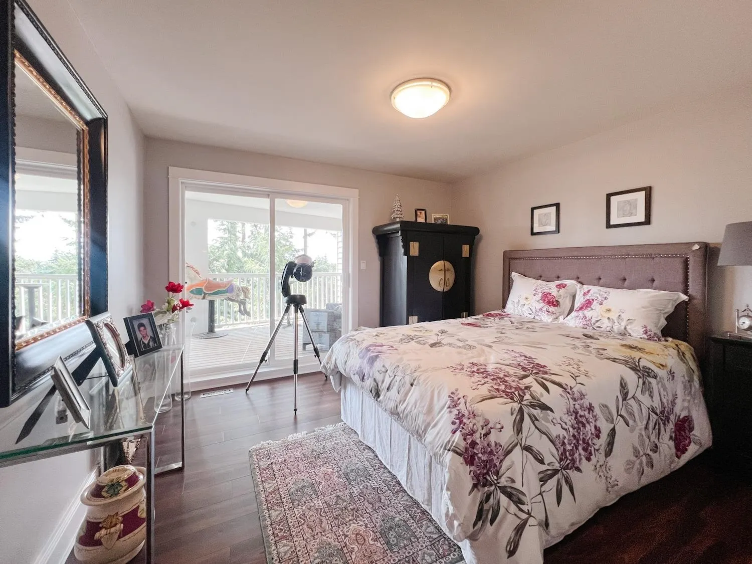 4633 Headland Drive