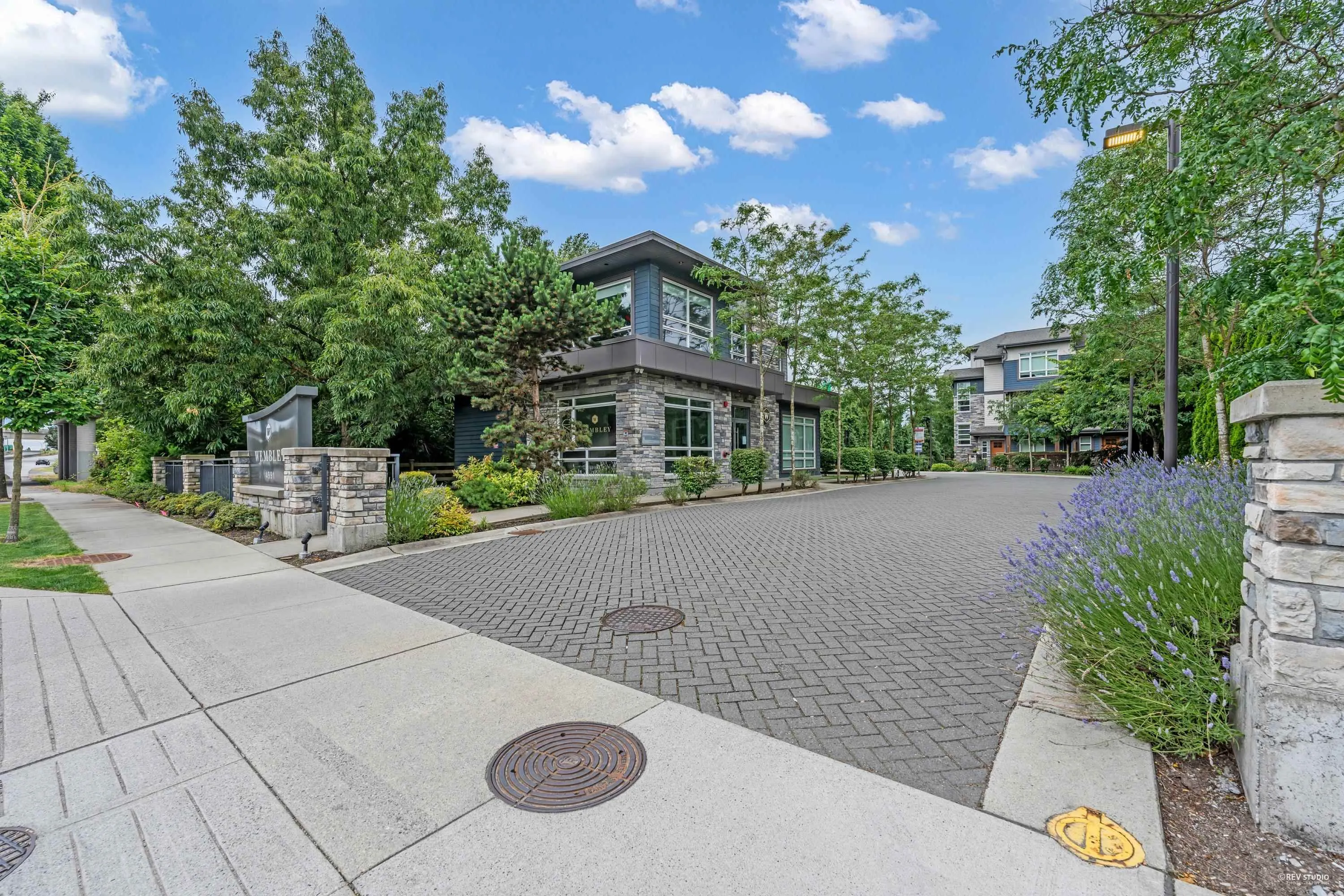 65 4991 No. 5 Road