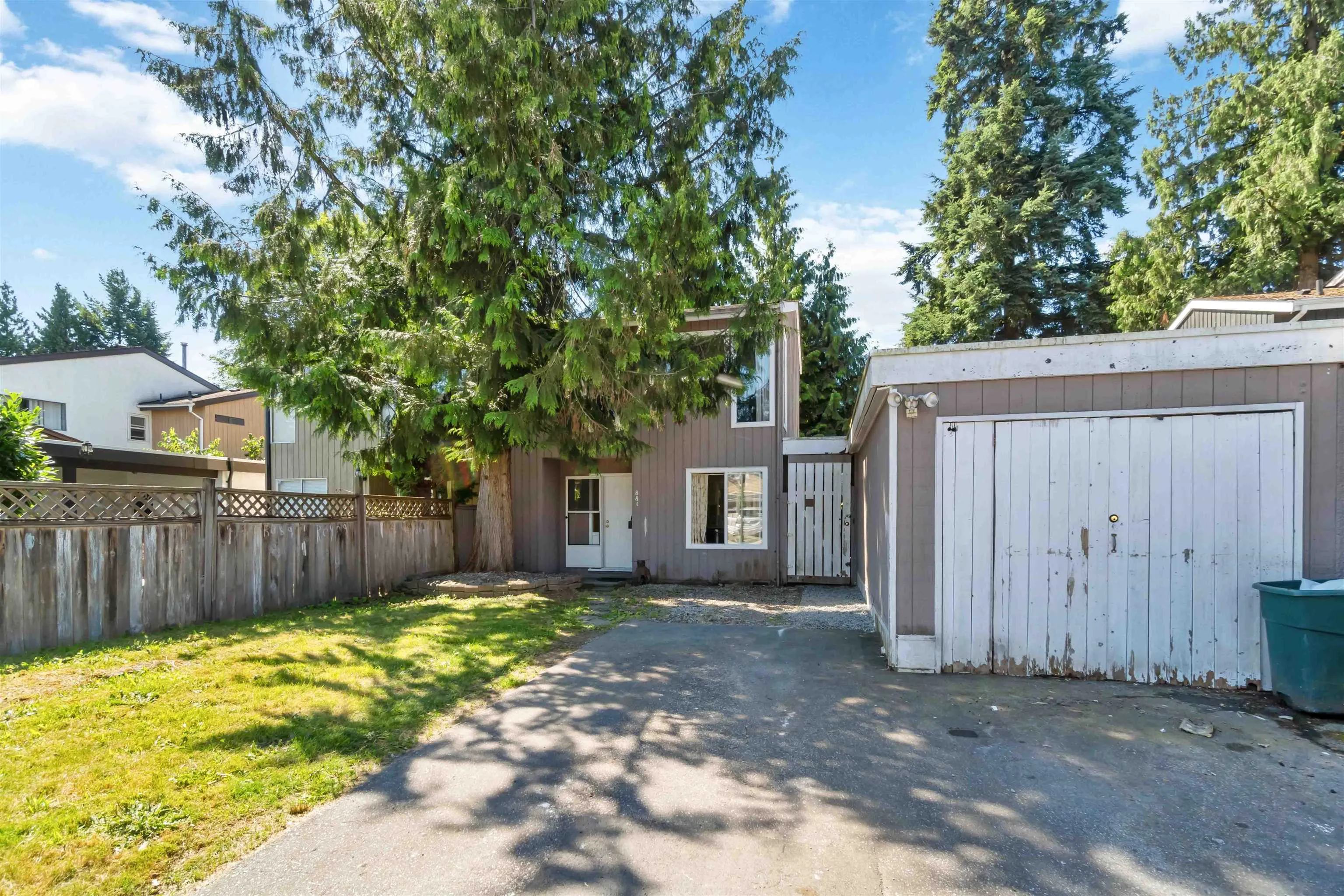 881 Pinebrook Place