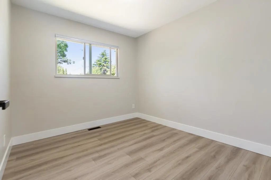 House 18379 56b Avenue