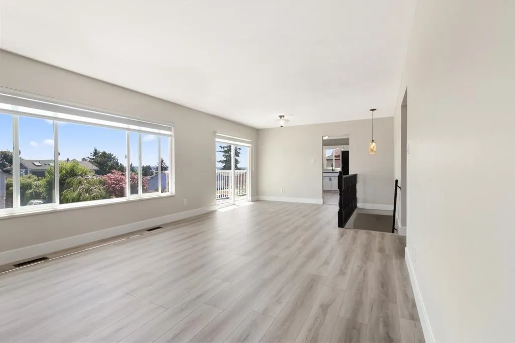 House 18379 56b Avenue