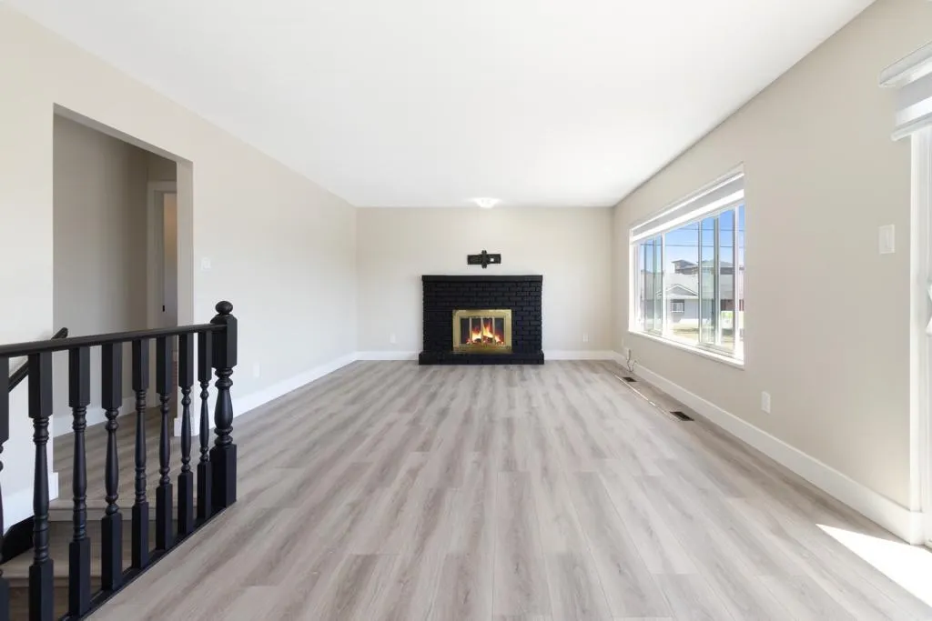 House 18379 56b Avenue