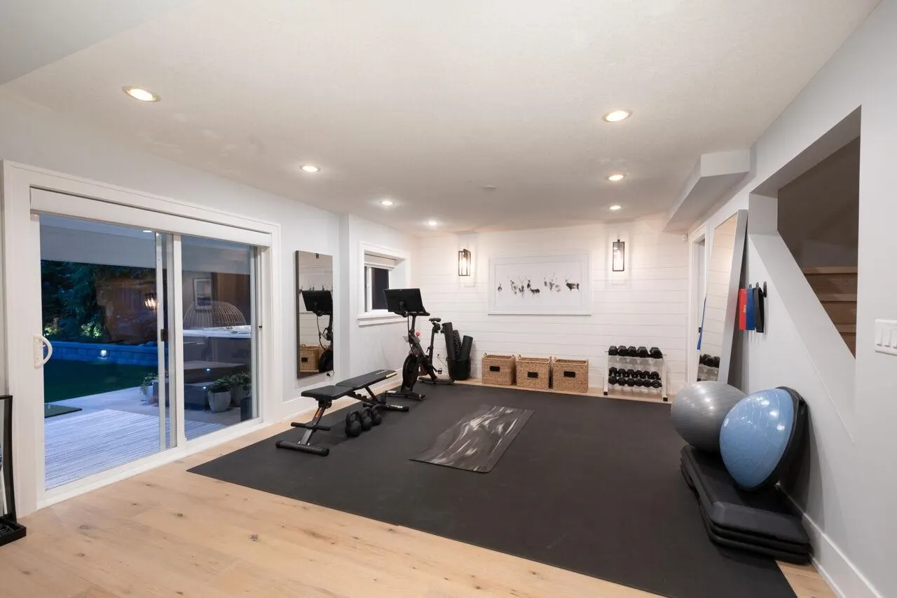 79 Cliffwood Drive
