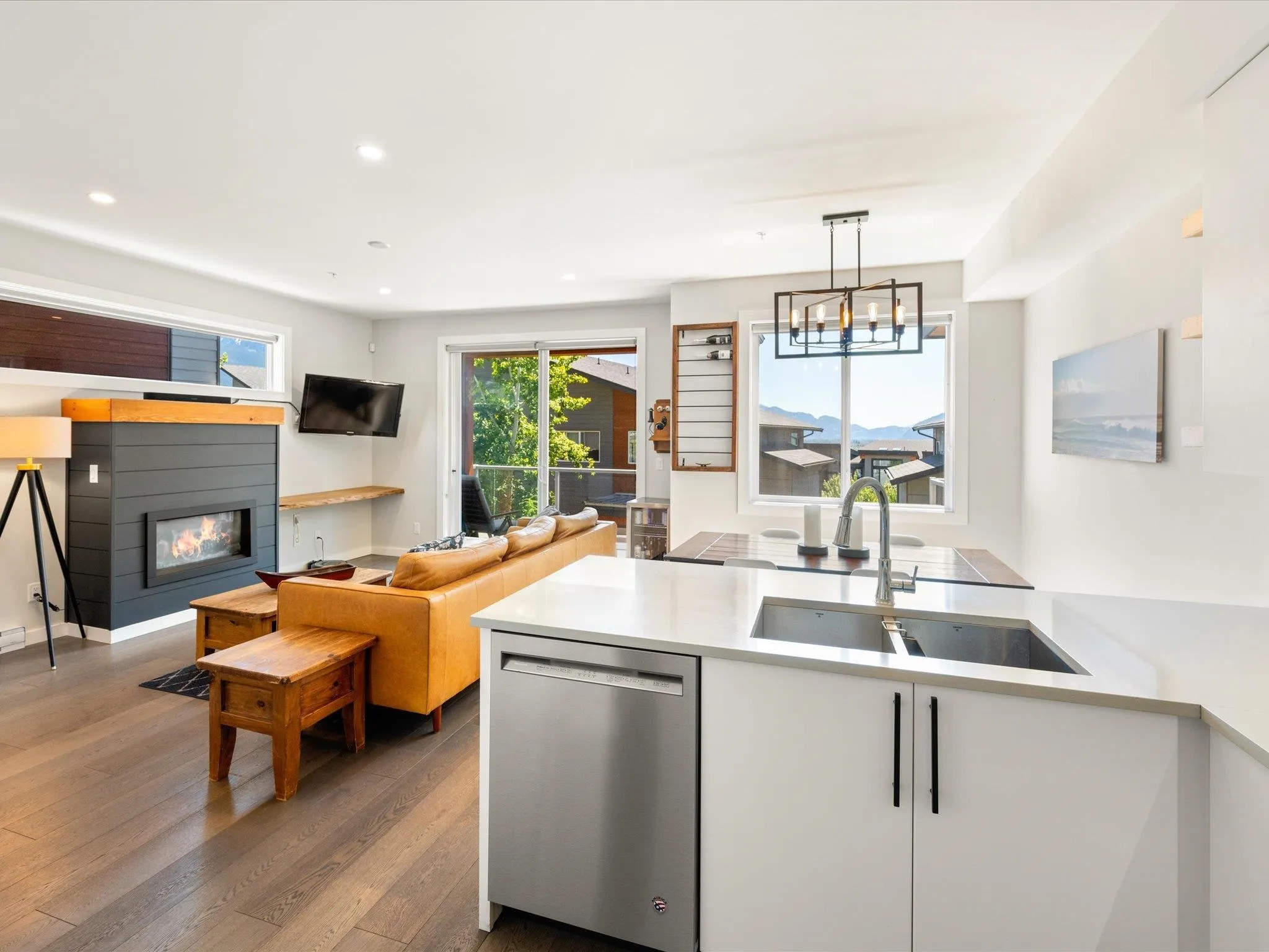 1 41333 Skyridge Place