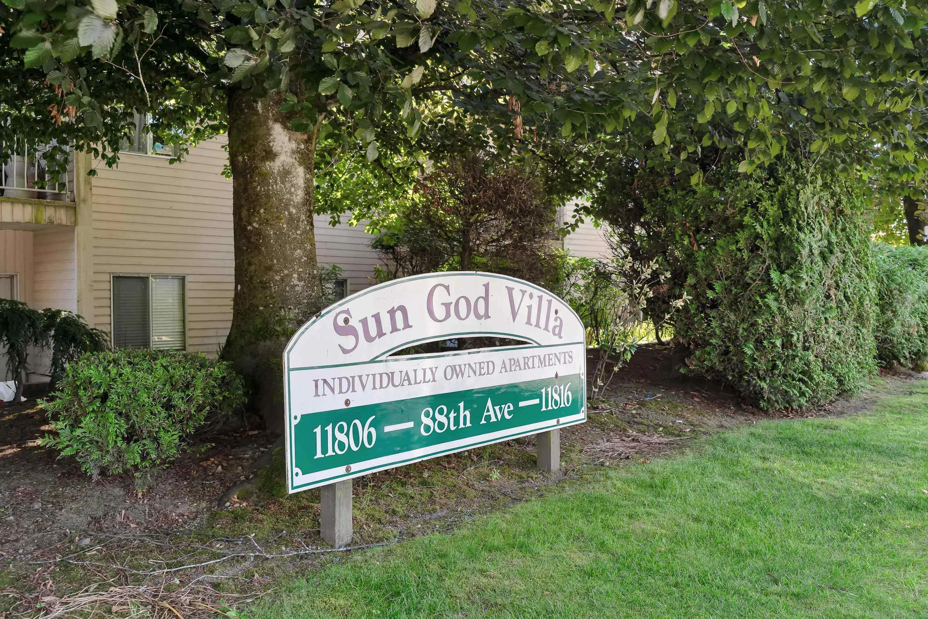 324 11806 88 Avenue