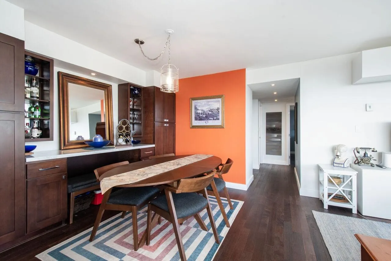 1403 140 E Keith Road
