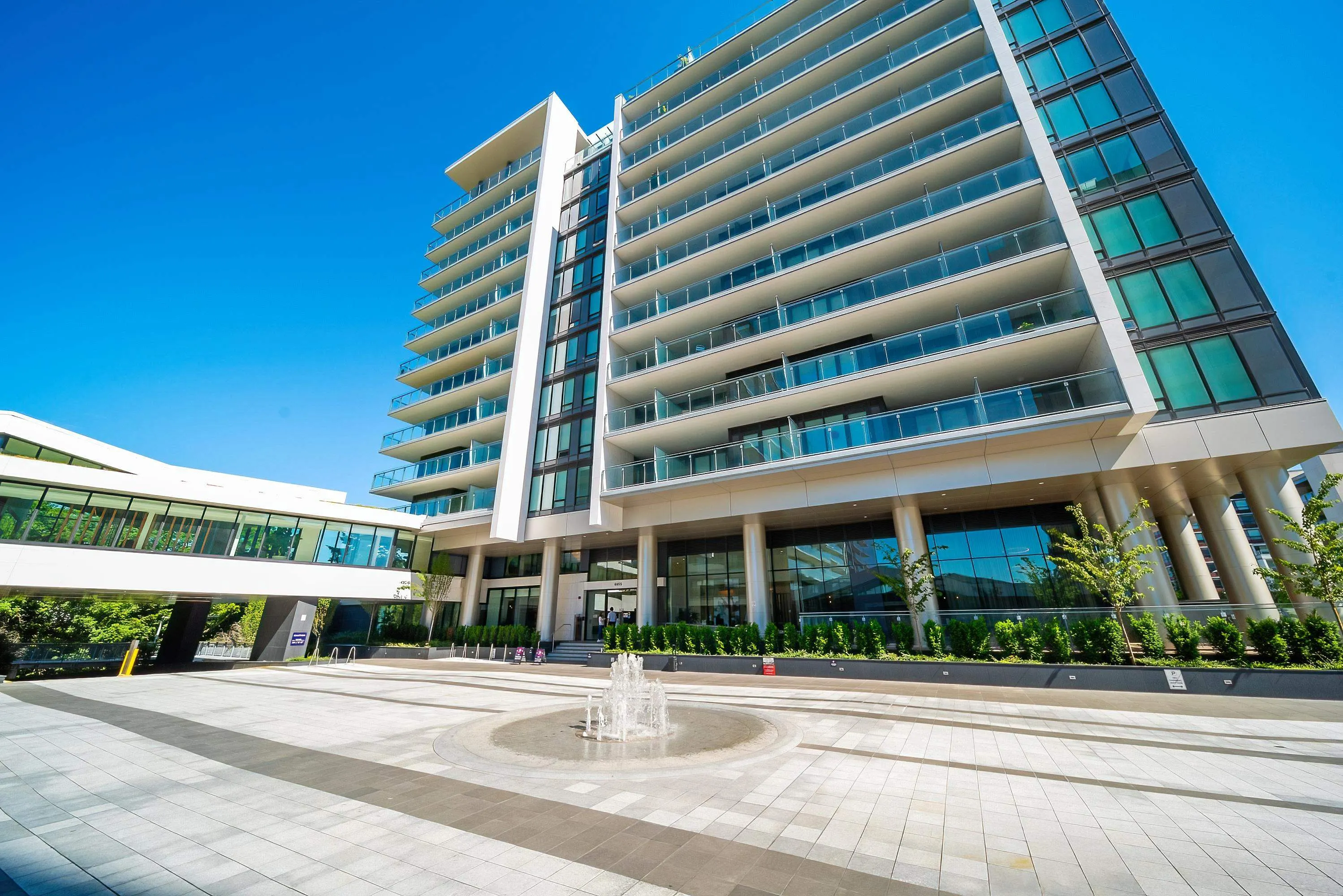 805 6855 Pearson Way