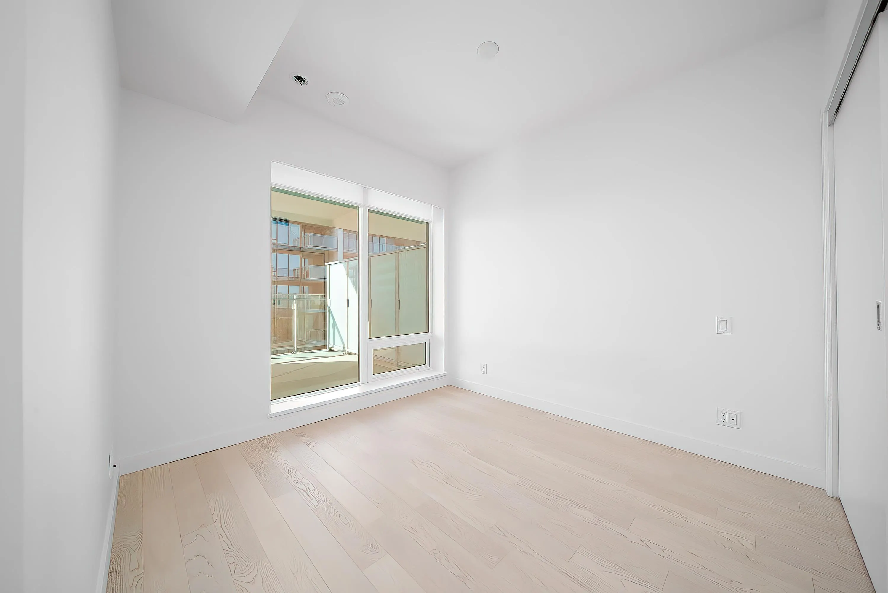 805 6855 Pearson Way