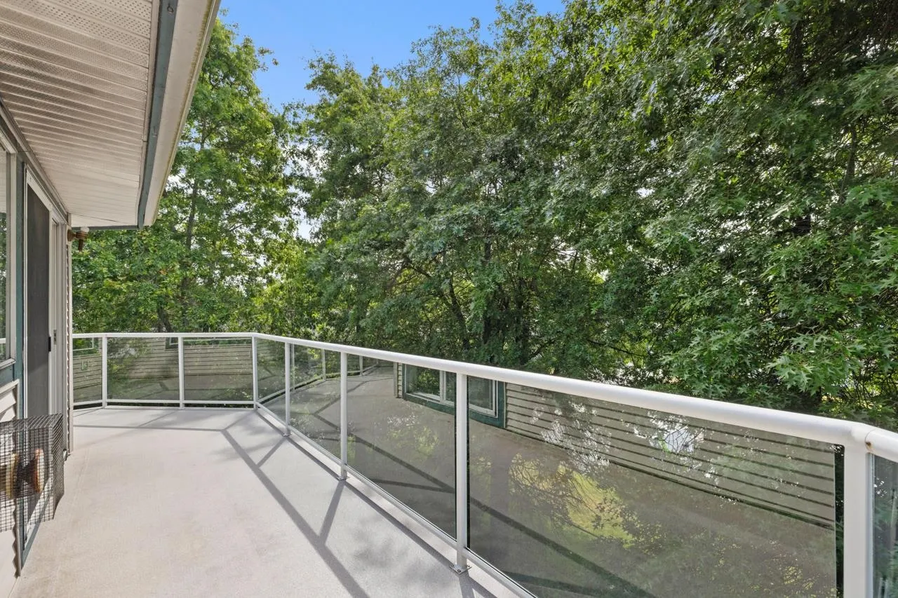 307 27358 32 Avenue
