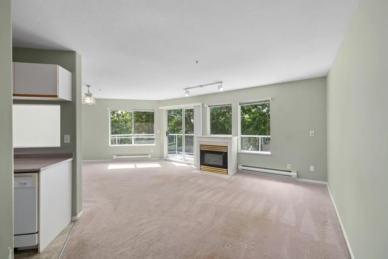 307 27358 32 Avenue
