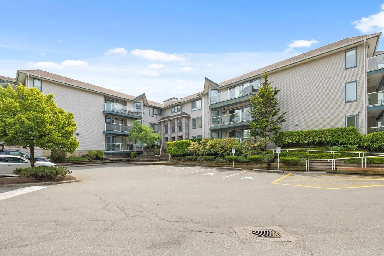 307 27358 32 Avenue