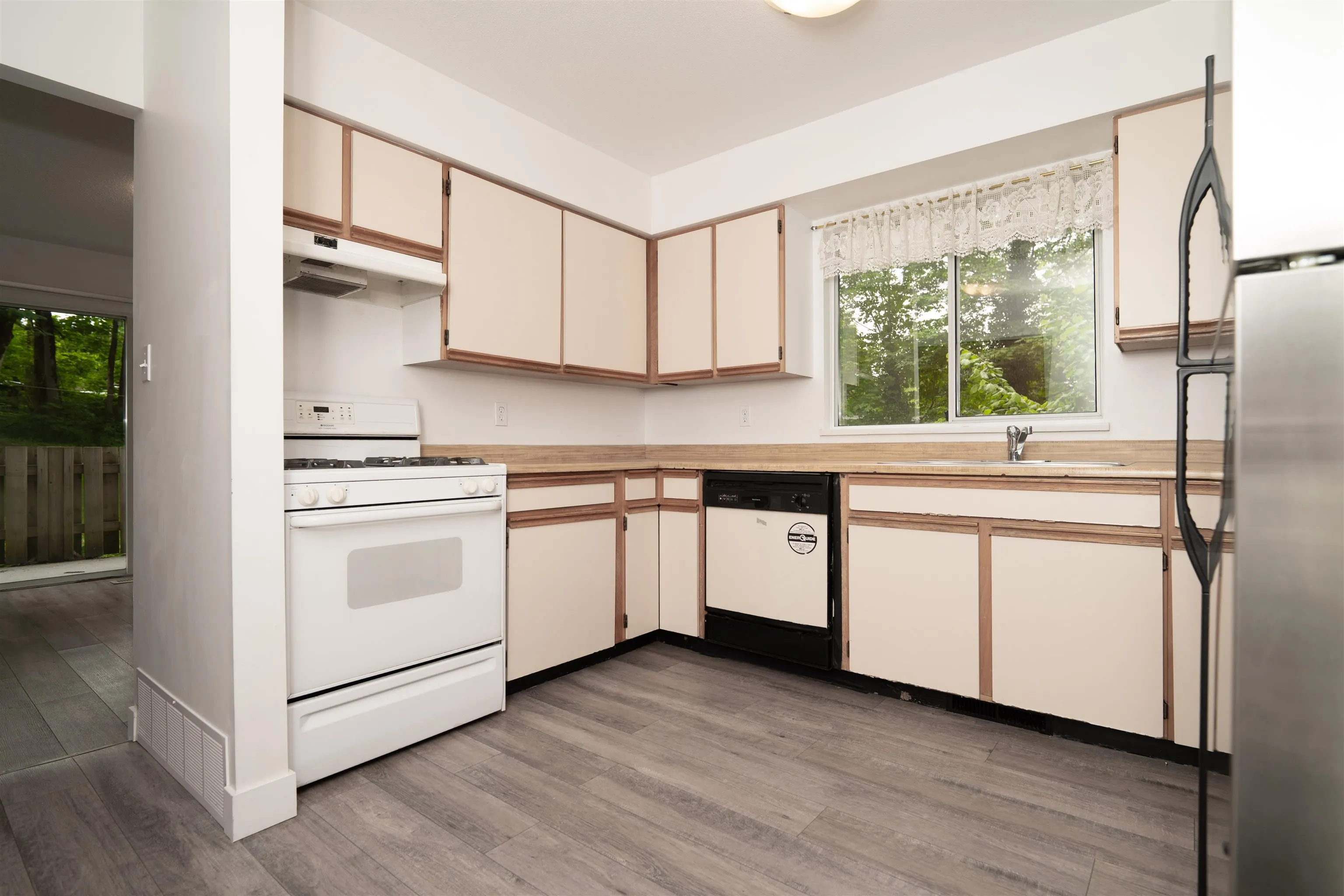65 Seaview Drive