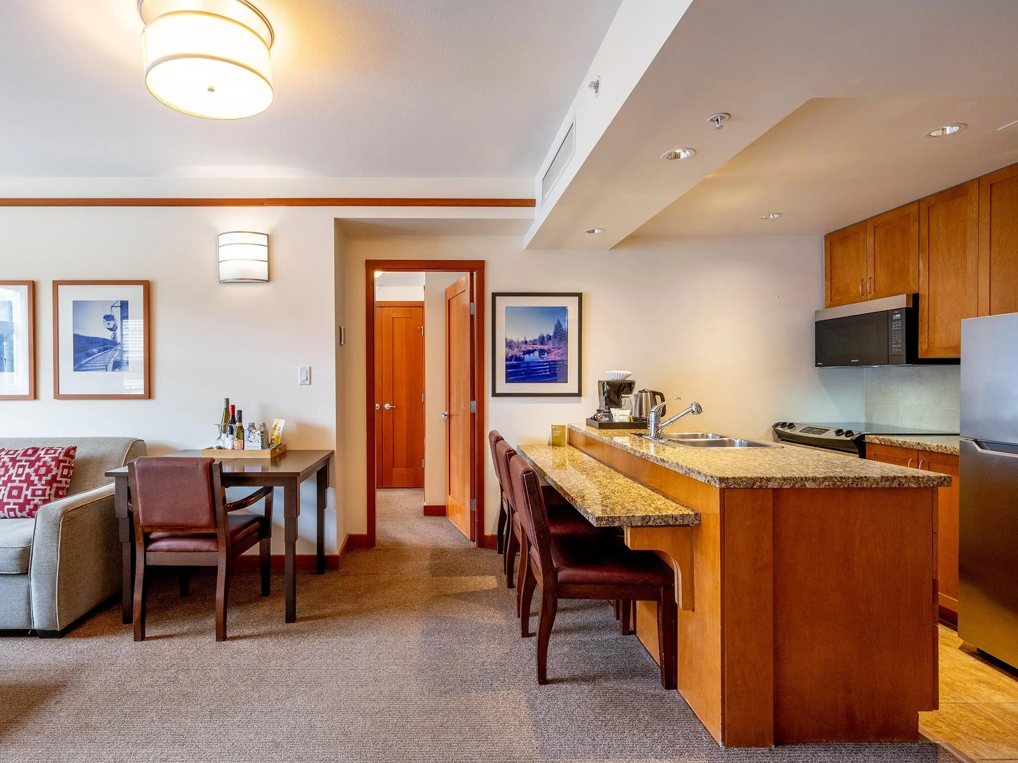 6613 4299 Blackcomb Way