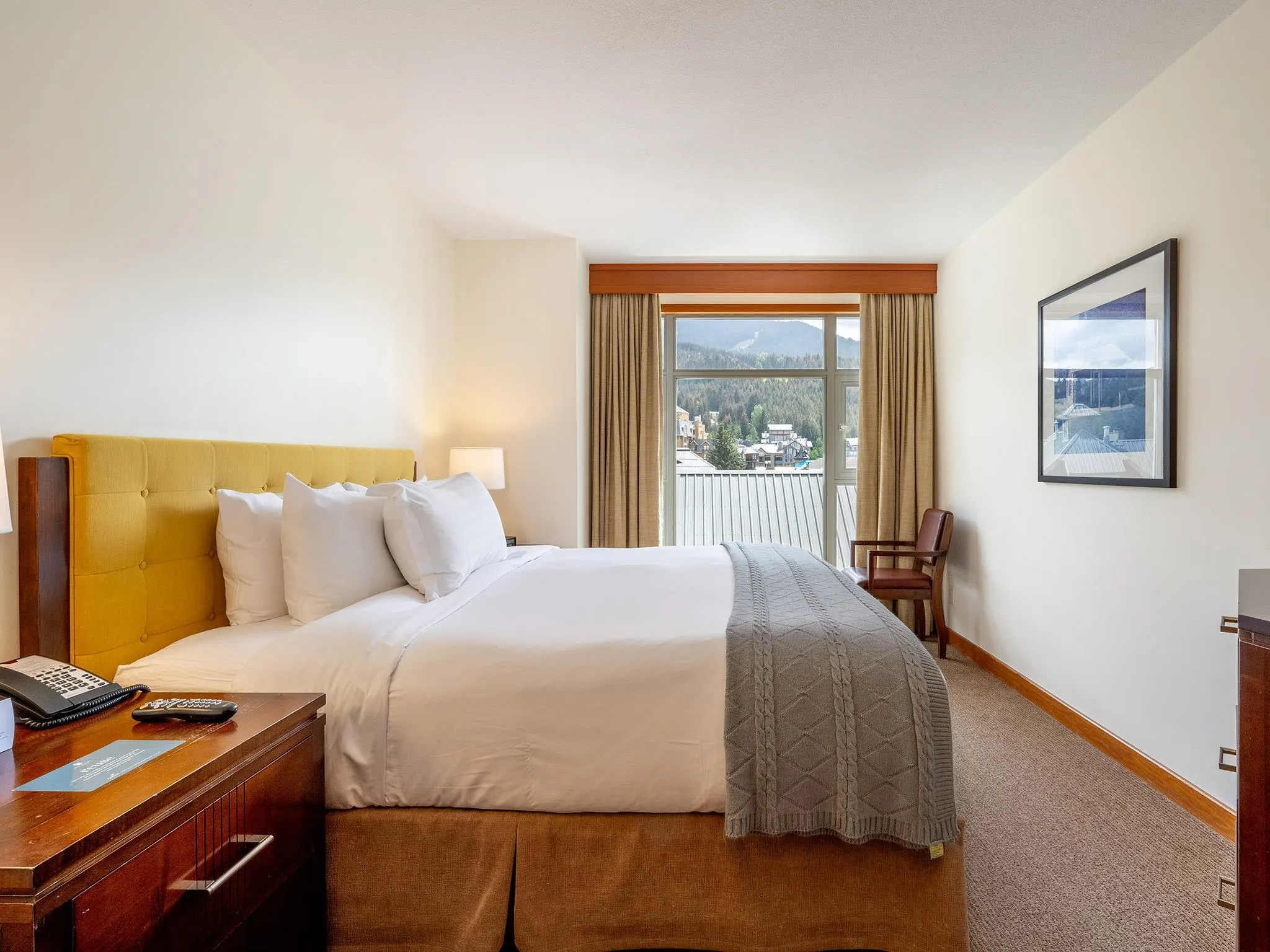 6613 4299 Blackcomb Way