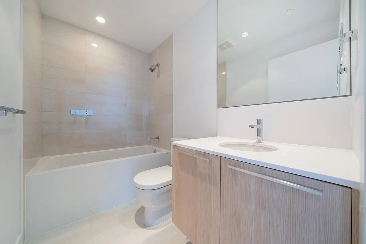 710 6688 Pearson Way
