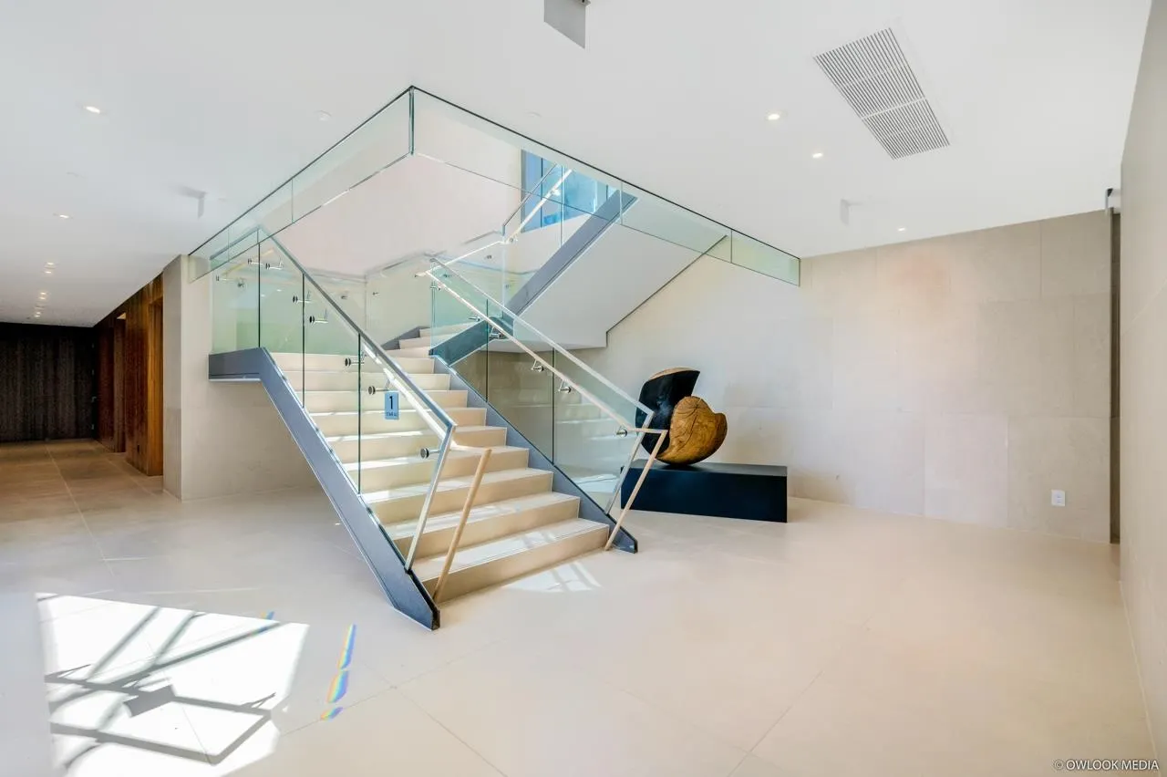710 6688 Pearson Way