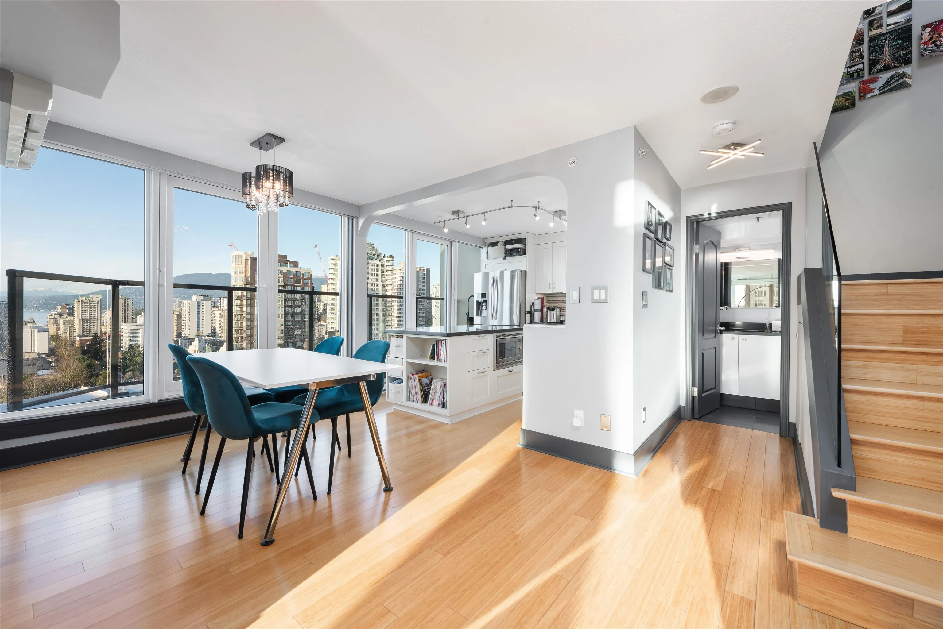 1806 888 Pacific Street