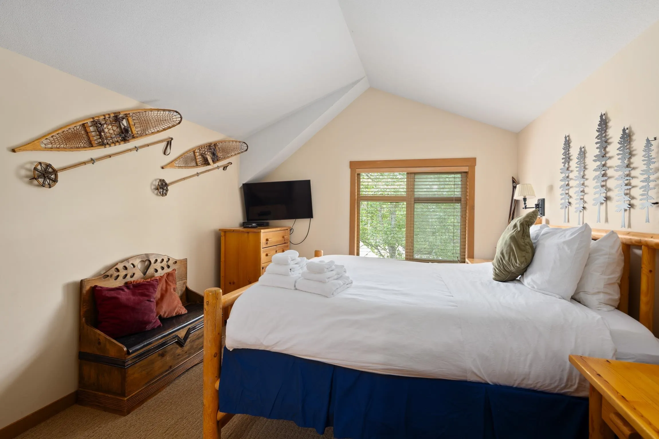 10 4894 Painted Cliff Road