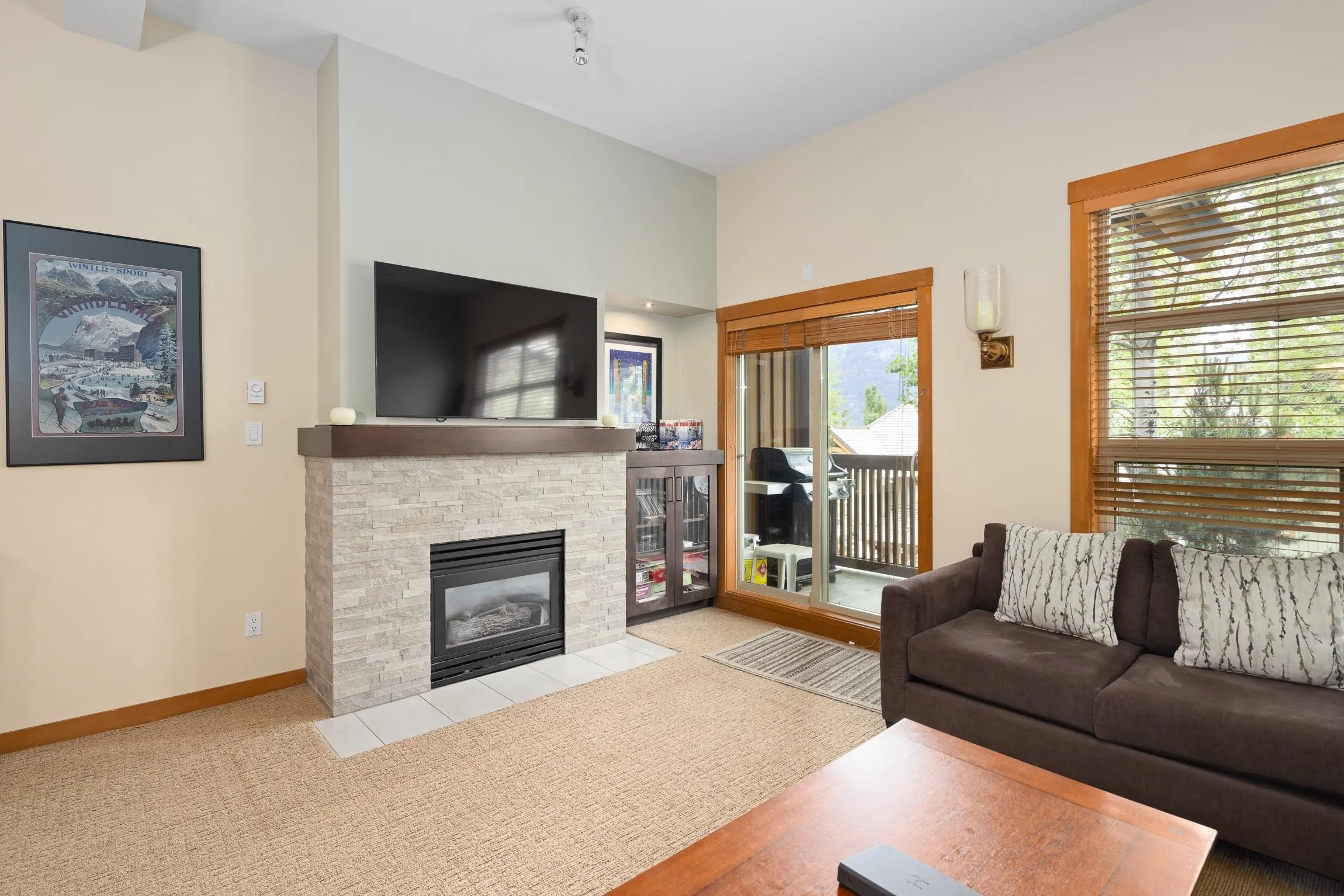 10 4894 Painted Cliff Road