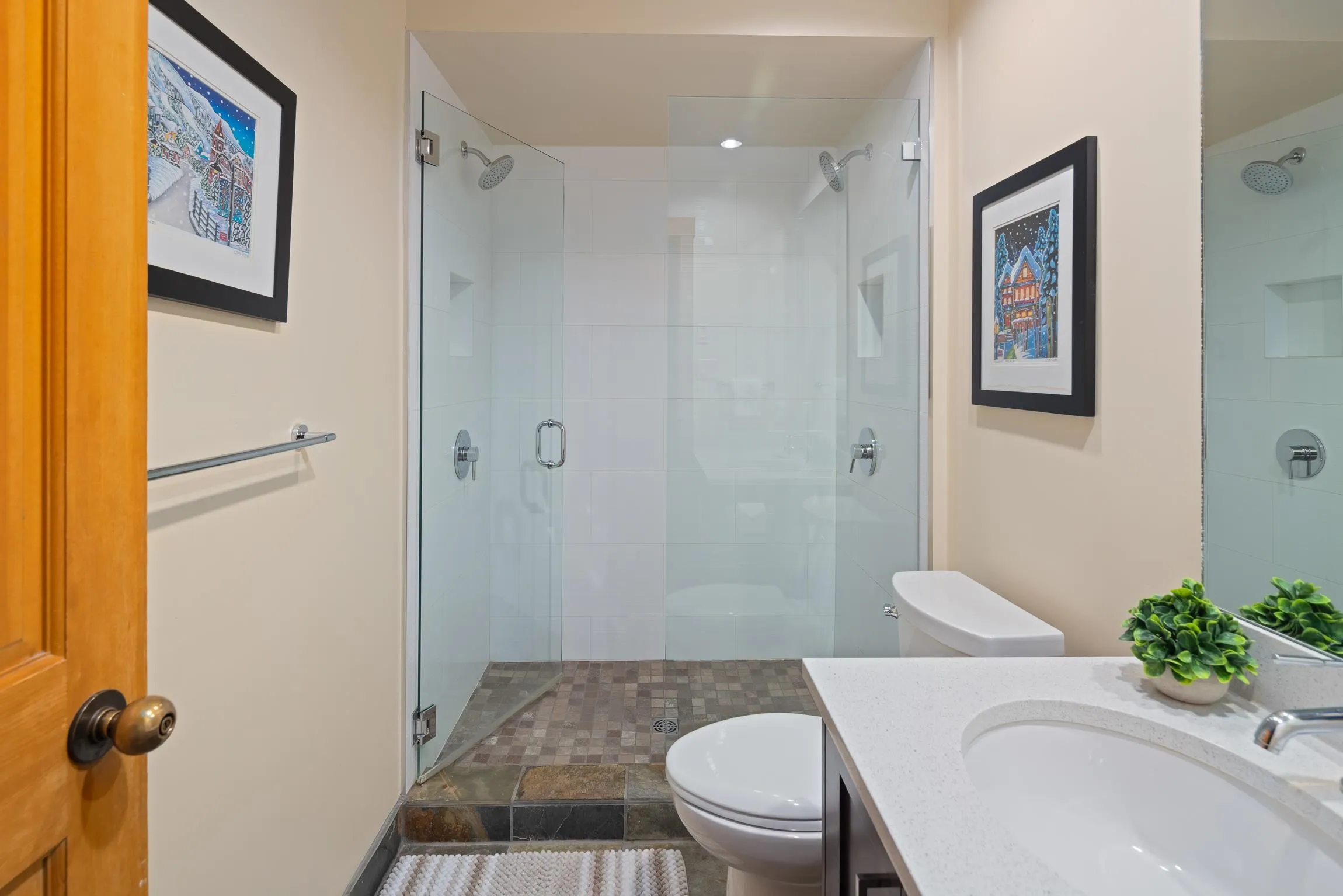 10 4894 Painted Cliff Road