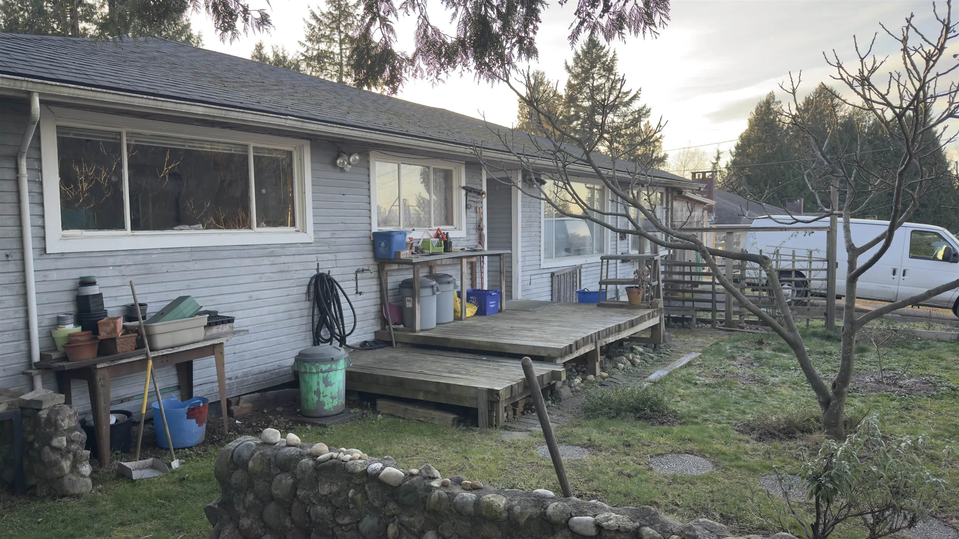 9401 Dawson Crescent