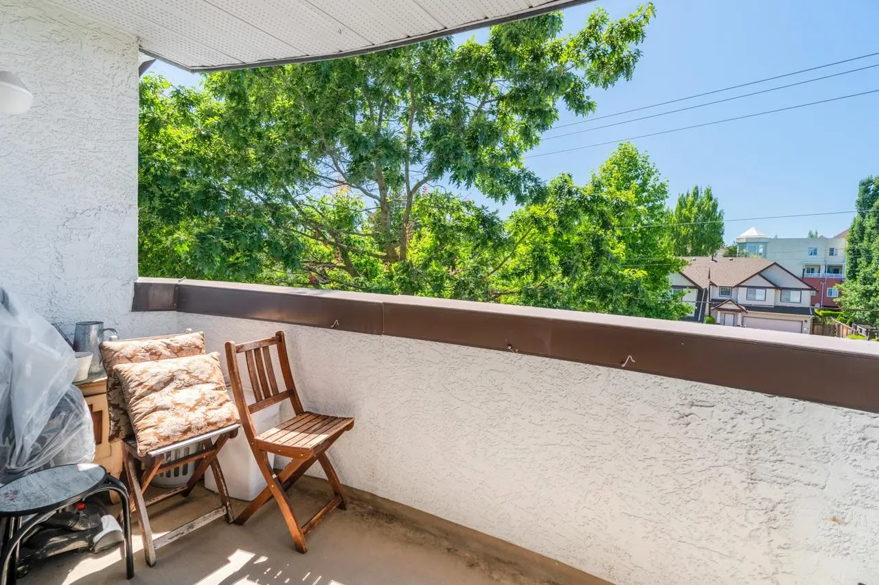222 7480 St. Albans Road