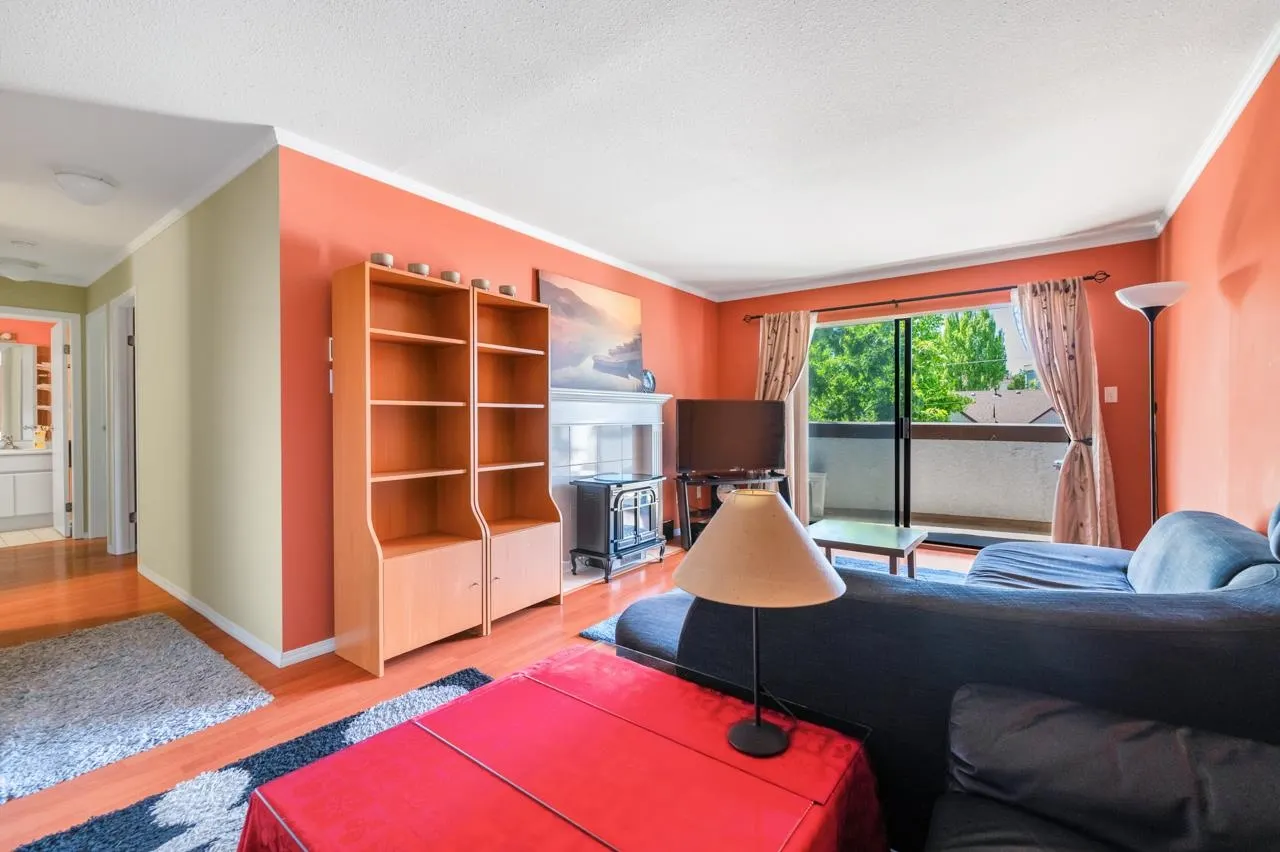 222 7480 St. Albans Road