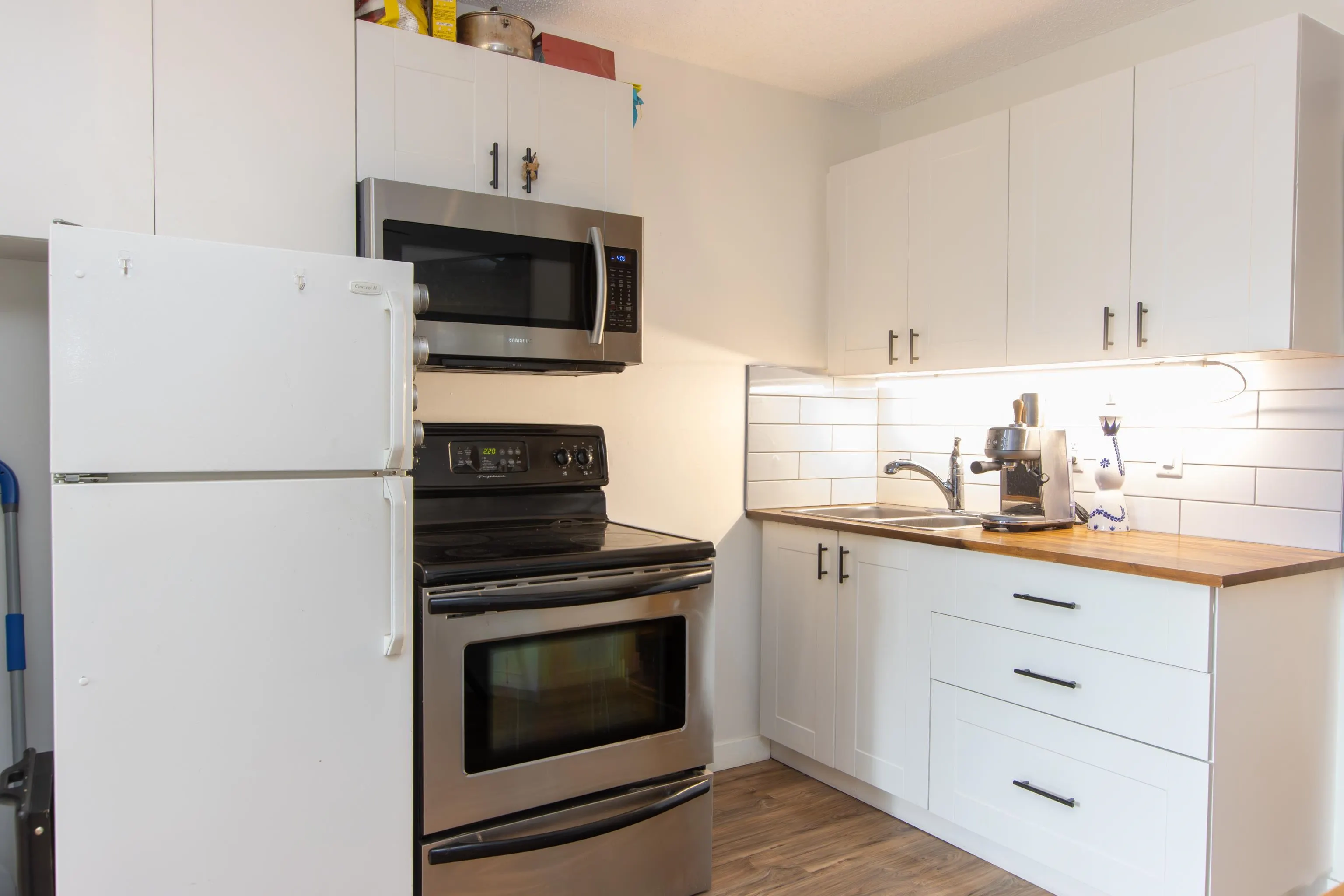 112 2109 Whistler Road
