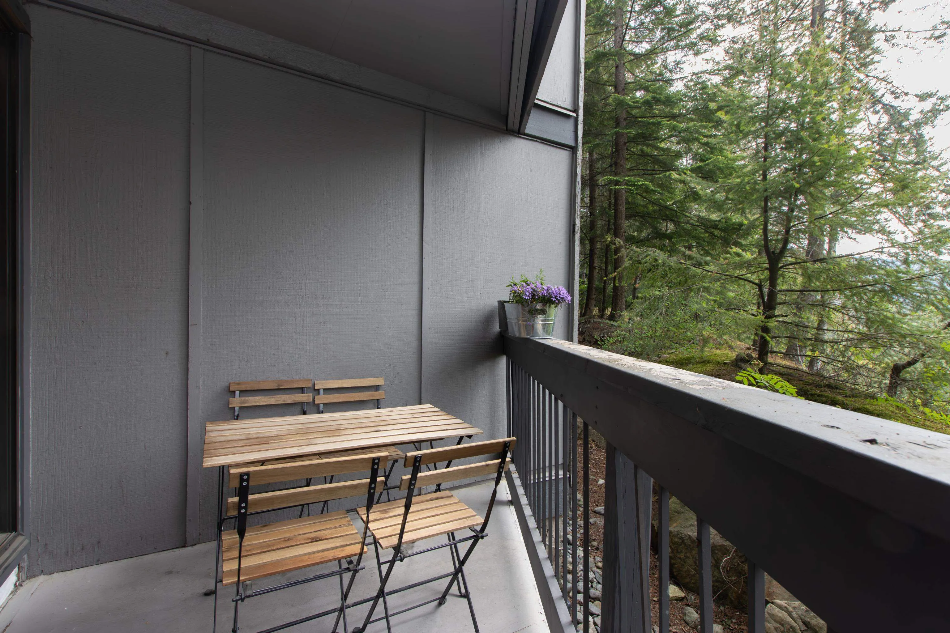 112 2109 Whistler Road