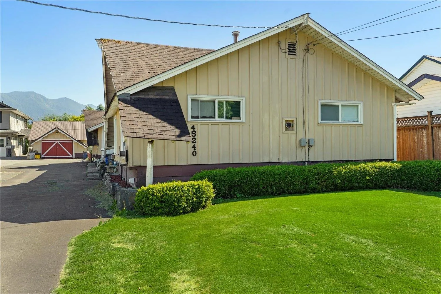 45240 South Sumas Road