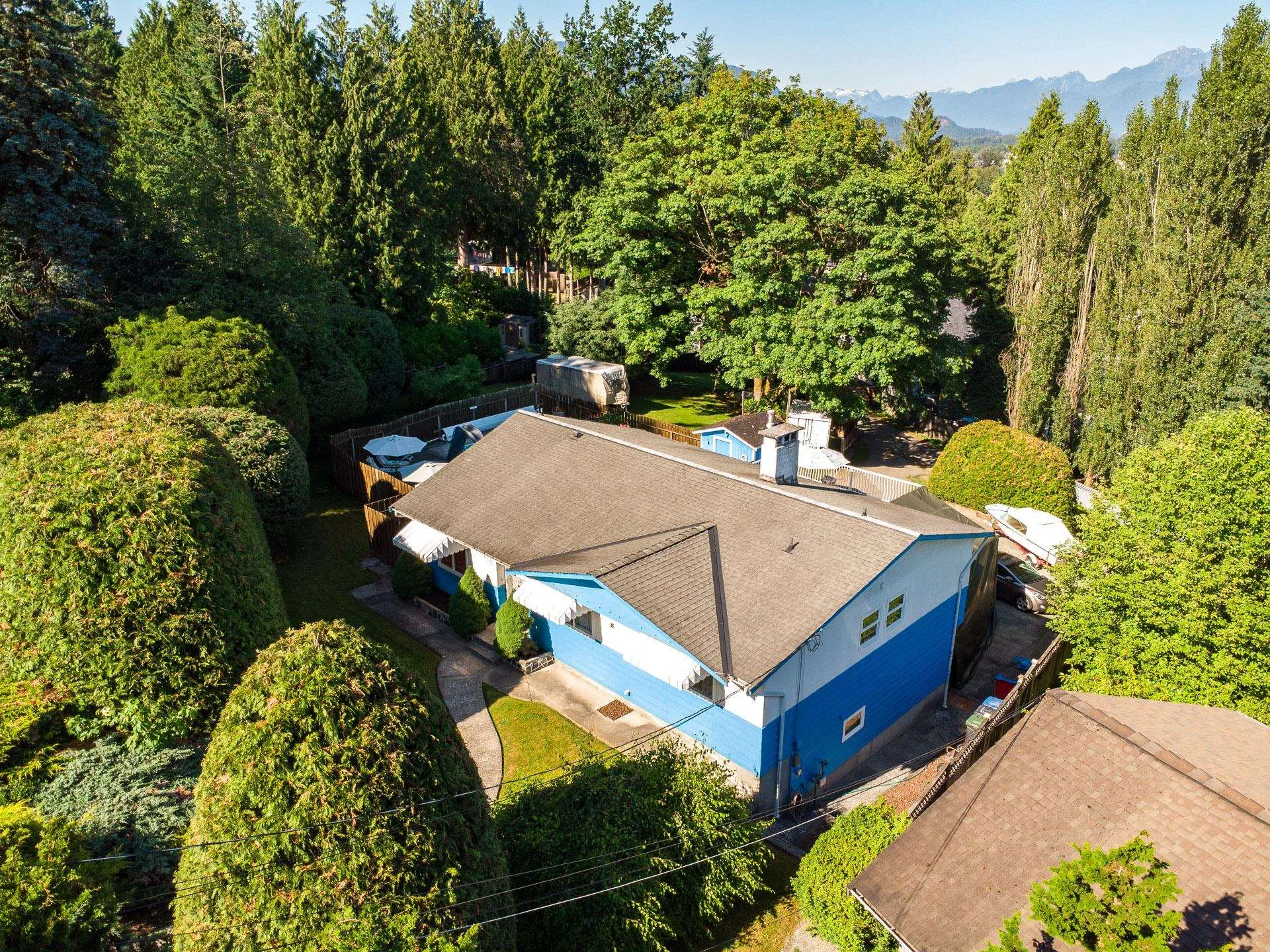 1619 Stella Place