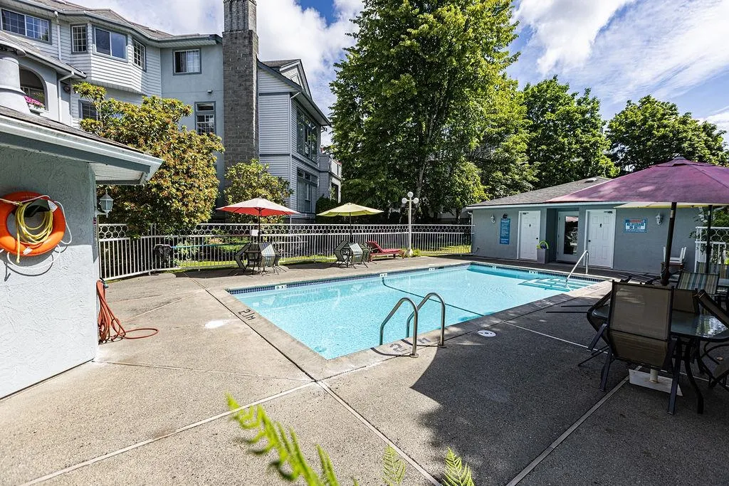 104 7680 Minoru Boulevard
